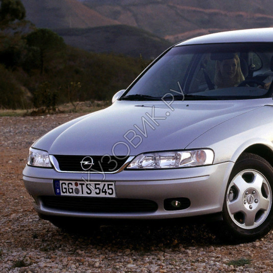 Бампер передний с отверстиями под птф в цвет кузова Opel Vectra B (1999-) рестайлинг